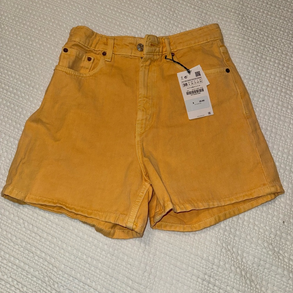 Zara Hi-Rise Shorts in Yellow